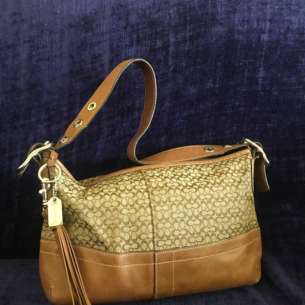 Coach shoulder bag